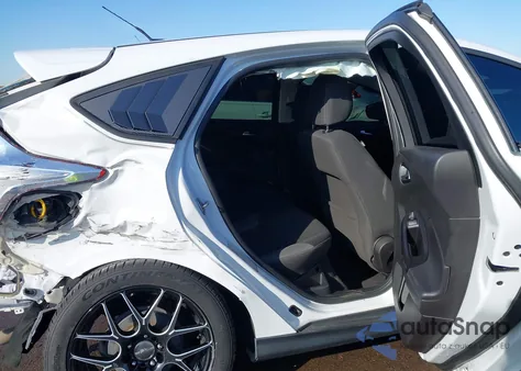 2013 Ford Focus Se из США, поврежденный, VIN 1FADP3K29DL146520